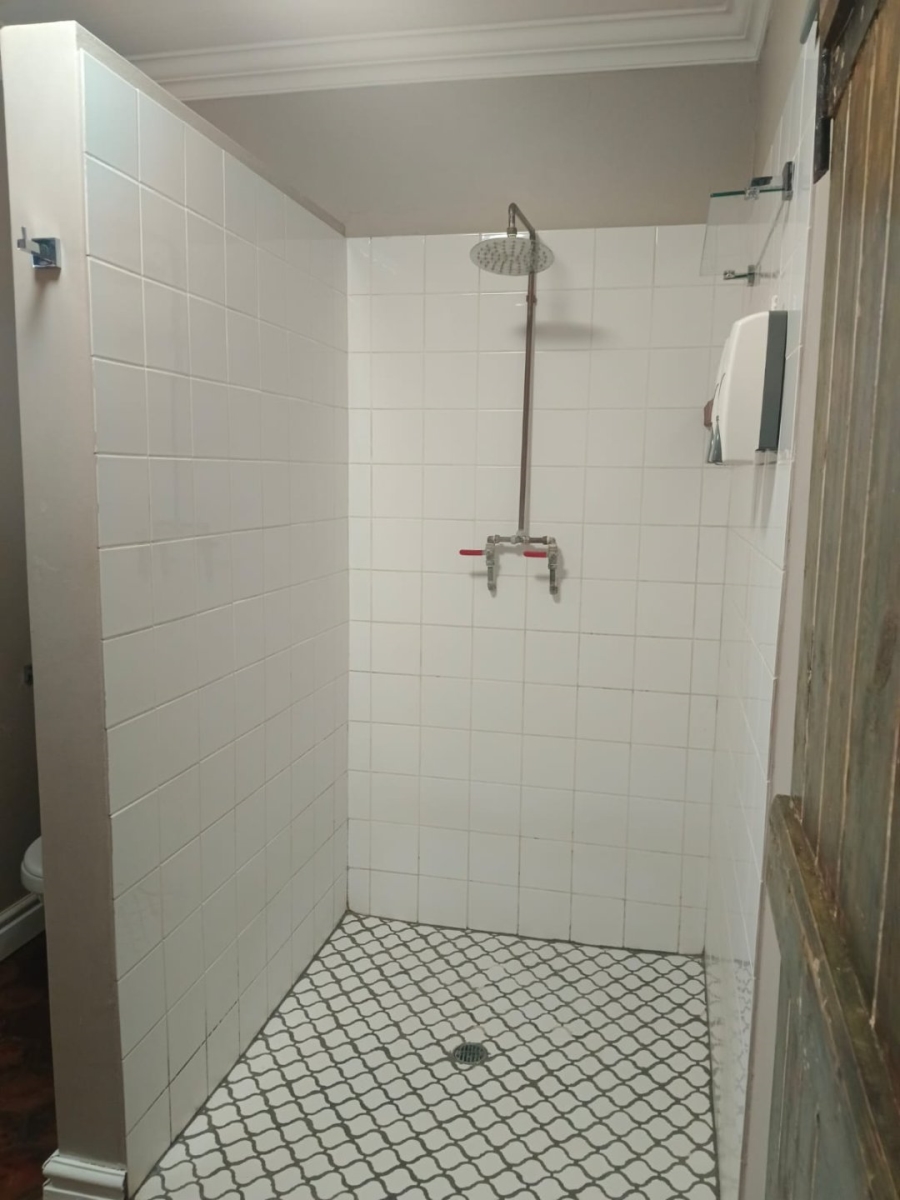 6 Bedroom Property for Sale in Bayswater Free State